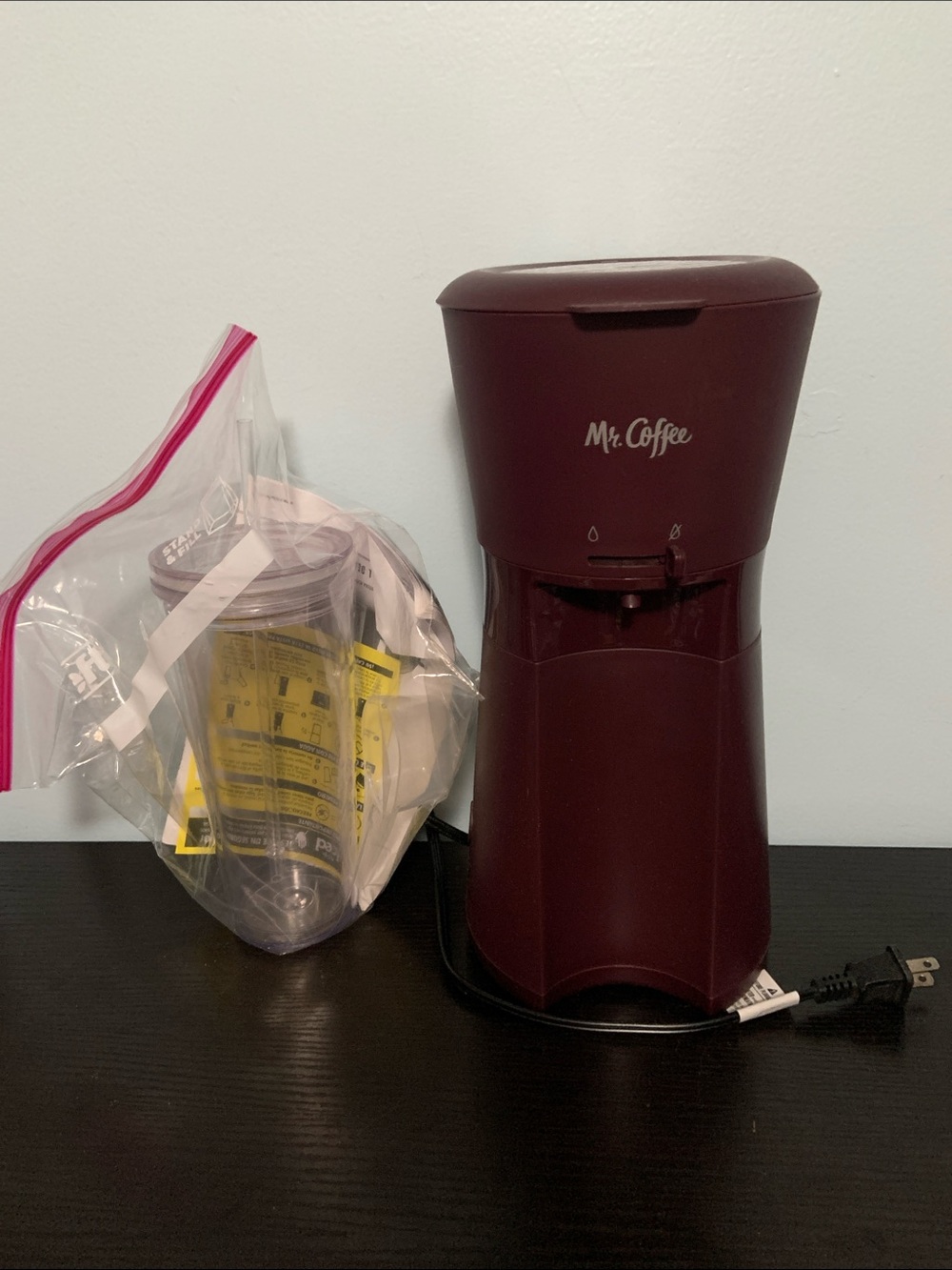 Mr Coffee Iced Coffee Maker and Tumbler Set.  No Box